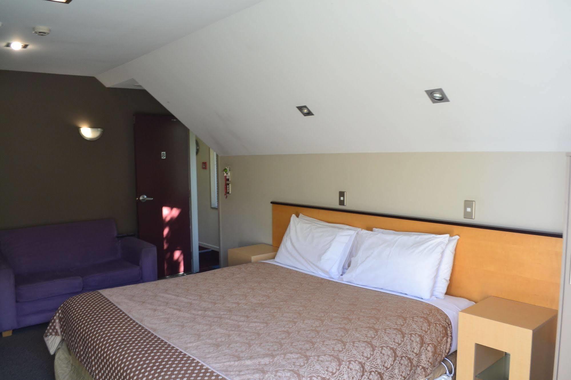 Athena Motel Крайстчърч Екстериор снимка
